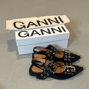 GANNI Black Patent Leather Buckle Slingback Shoes
